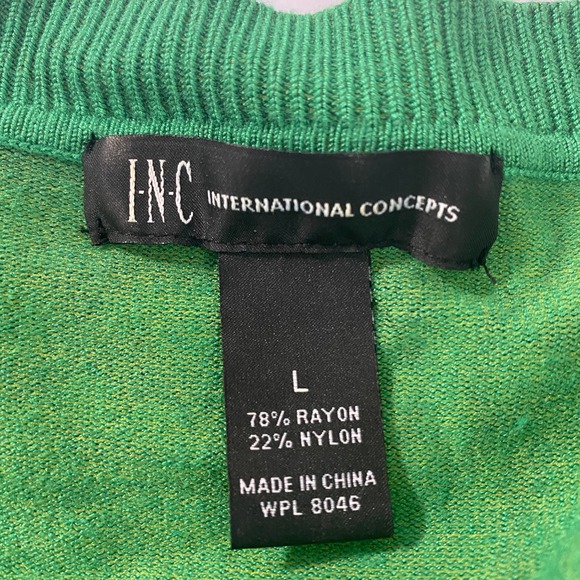 INC International Concepts Cropped Knit Scoop Neck Button Up Cardigan, L - Picture 6 of 9